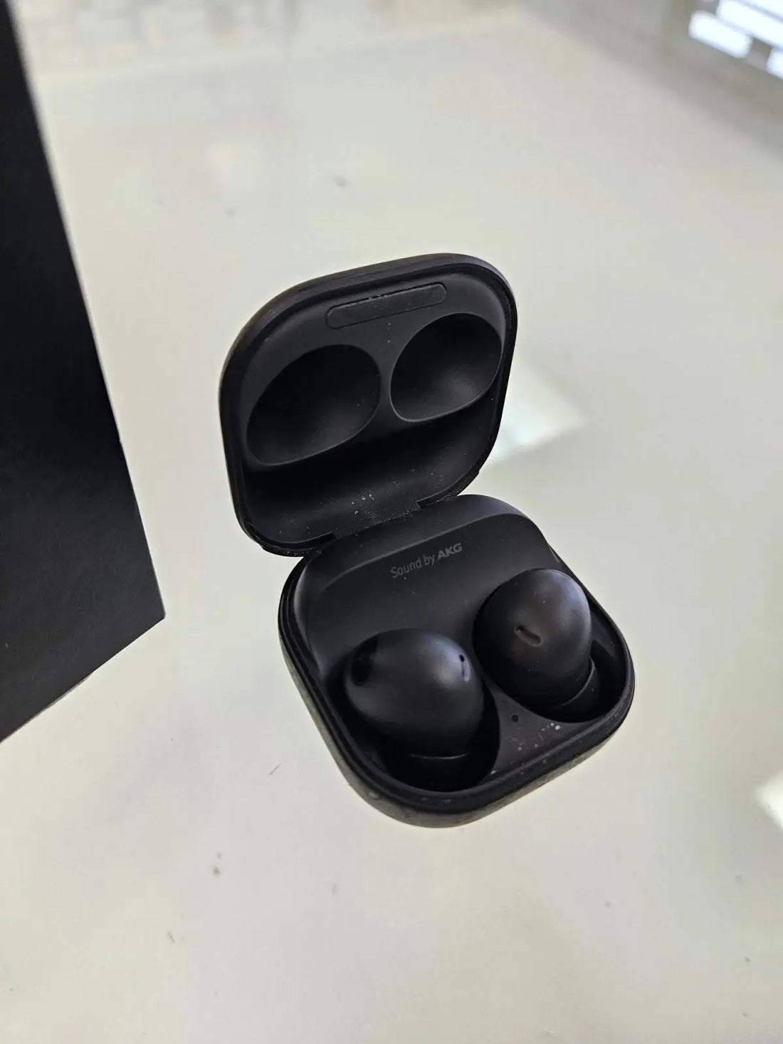 Samsung Galaxy Buds2 Pro Bluetooth Earbuds in Black